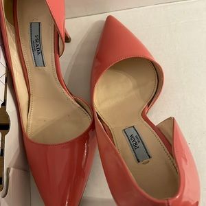 Prada heels excellent condition heels intact